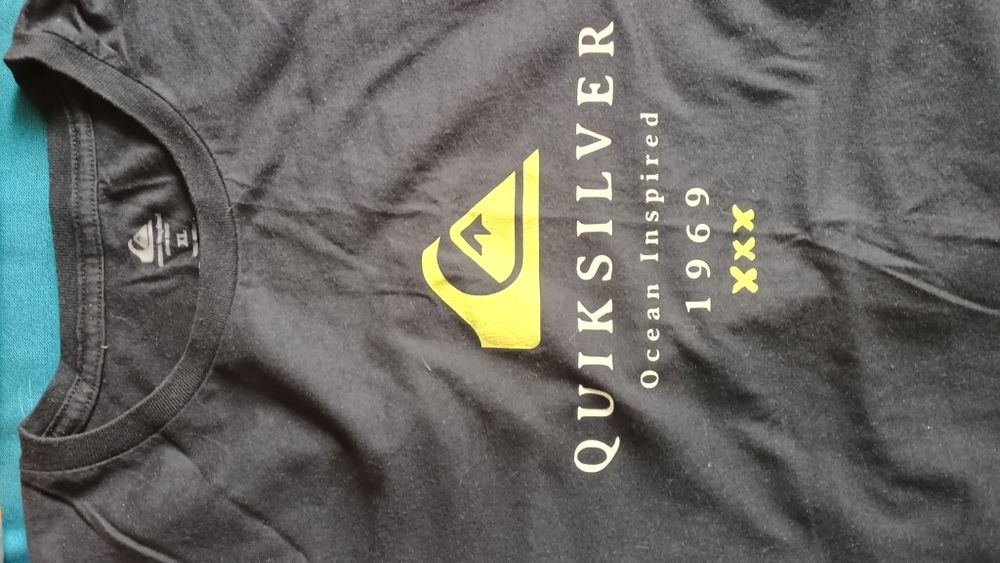 Продвам  тишърт Quiksilver от серията ocean inspiried ,размер  Xl