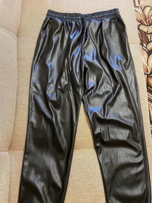 Продам брюки , кож зам.