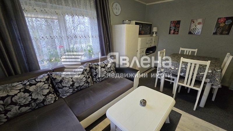 Продава се Къща в с. Водица, Област Варна - 70 кв.м за 1215 €/кв.м - Снимка #2