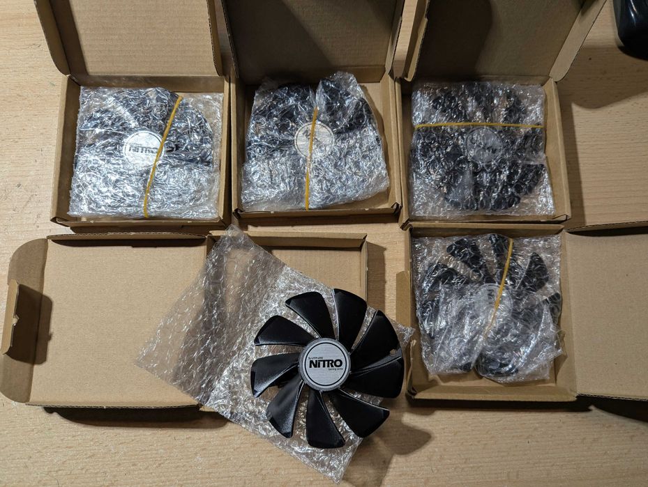 Cooler Fan Sapphire Radeon NITRO 95mm, nou CF1015H12D RX480 la RX590