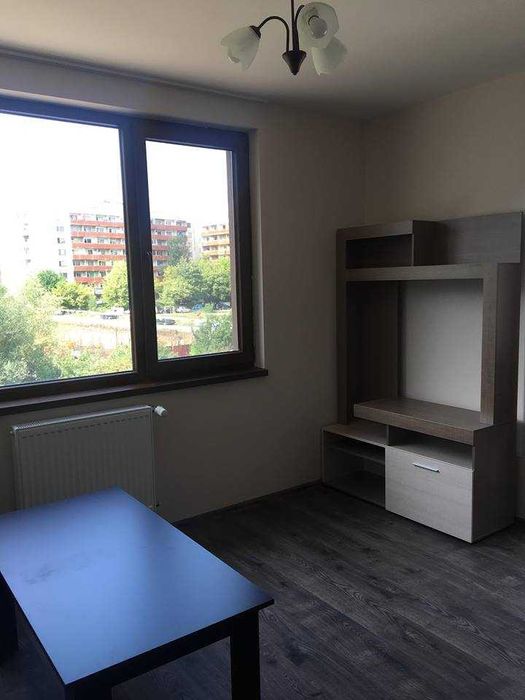 Дава се под наем Двустаен апартамент в София, Студентски град - 60 кв.м за 600 € - Снимка #1