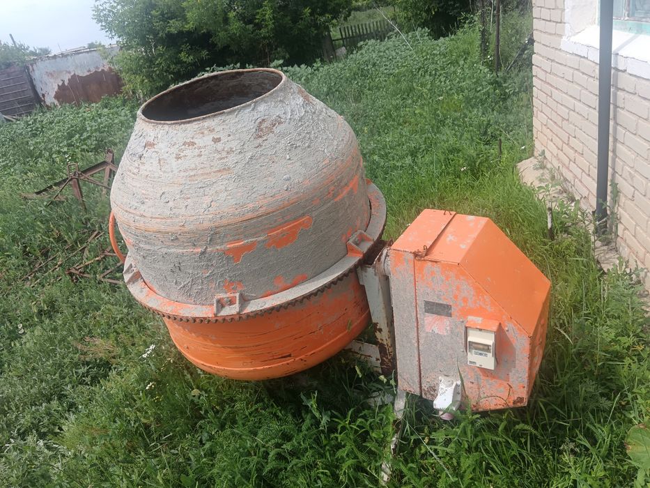 Продам бетономешалку