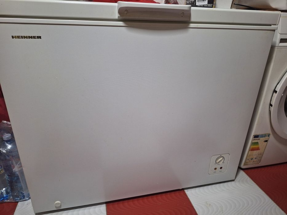 Lada frigorifica 240 litri