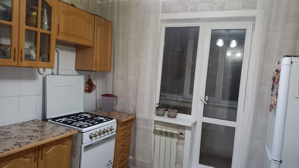 Продам 2 ленинградку. Сокол, маг.Марс