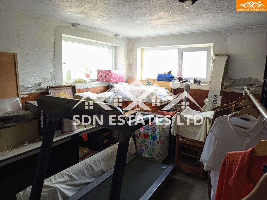 Продава се Етаж от къща в Казанлък - 95 кв.м за 1879 €/кв.м - Снимка #13