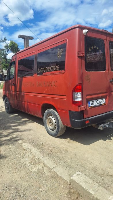 Vând urgent Mercedes Sprinter 8+1 2003