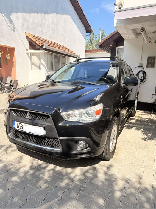 Mitsubischi ASX , 1.8 DI-D, 2012, 2WD, 150 CP, bare Thule, carlig decuplabil, 2 seturi 4 anvelope iarna/vara noi Pirelli si Hankook