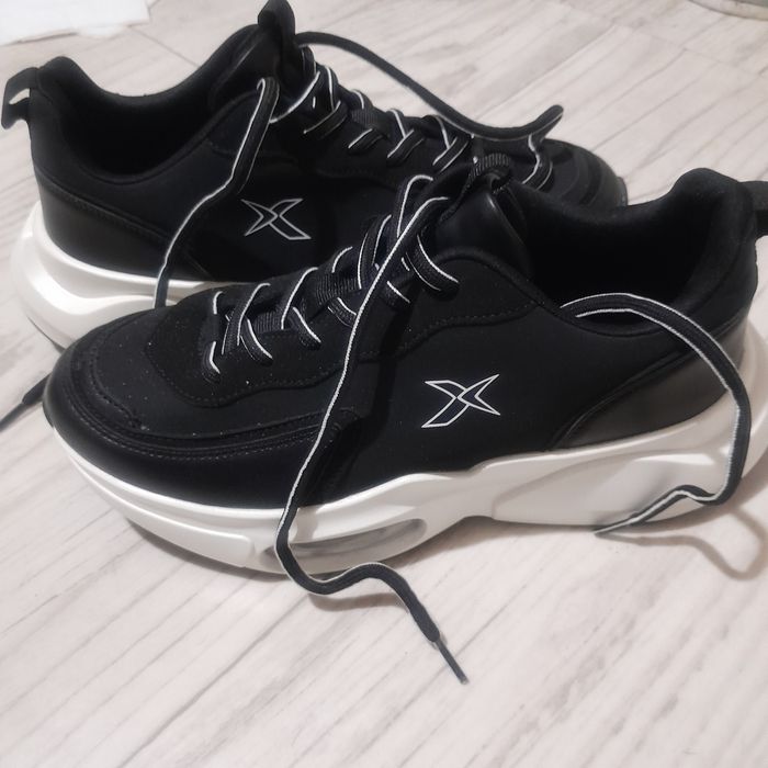 Кросовки стильные Kinetix