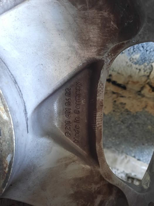Мерседес диска Авангард r16