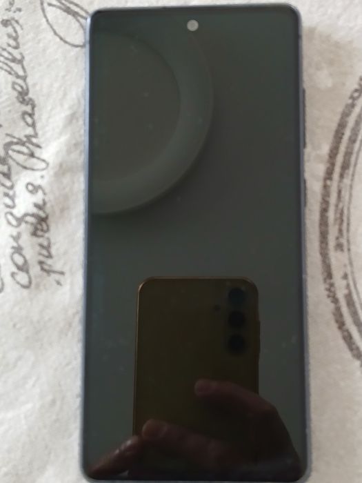 Samsung, без забележки,110 евро