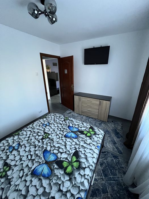 Inchiriez apartament 2 cam, Craiovita Noua, zona linistita!