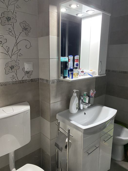 Apartament cu 3 camere conf1, et 3