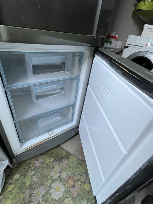 Frigider Electrolux
