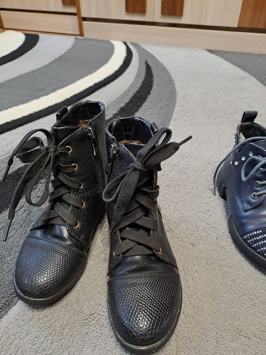 Обувь на девочек.