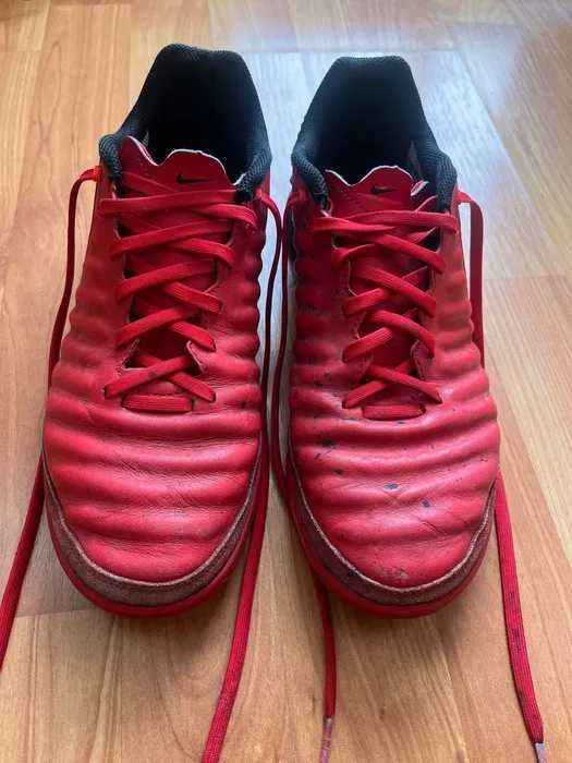 Футболни обувки Nike