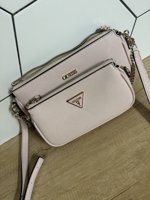Малка Чанта Guess 2в1