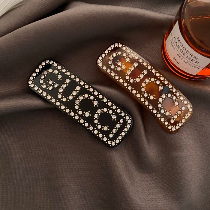 Колиета dior gucci balenciaga miu