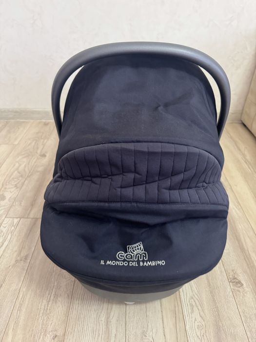 Коляска для двойни (близняшек)