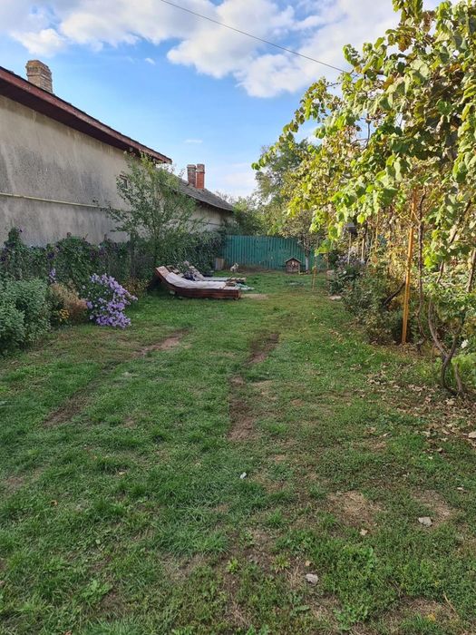 Casa de vanzare in comuna Garbovi