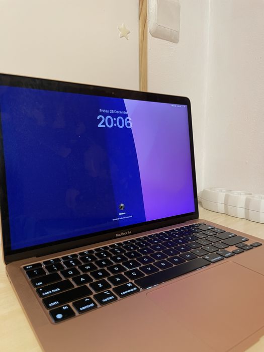 Apple Macbook Air 2020 M1