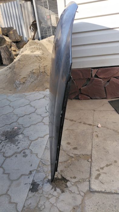 Капот от джеты либо голф 5