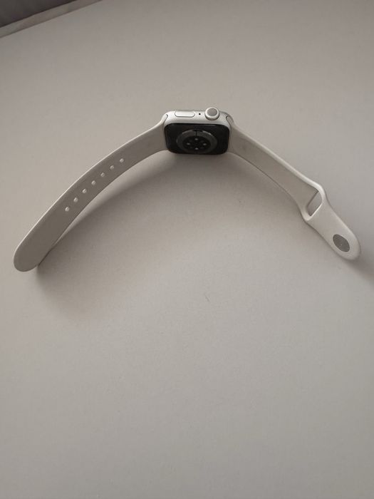 Продам Apple watch Series 7