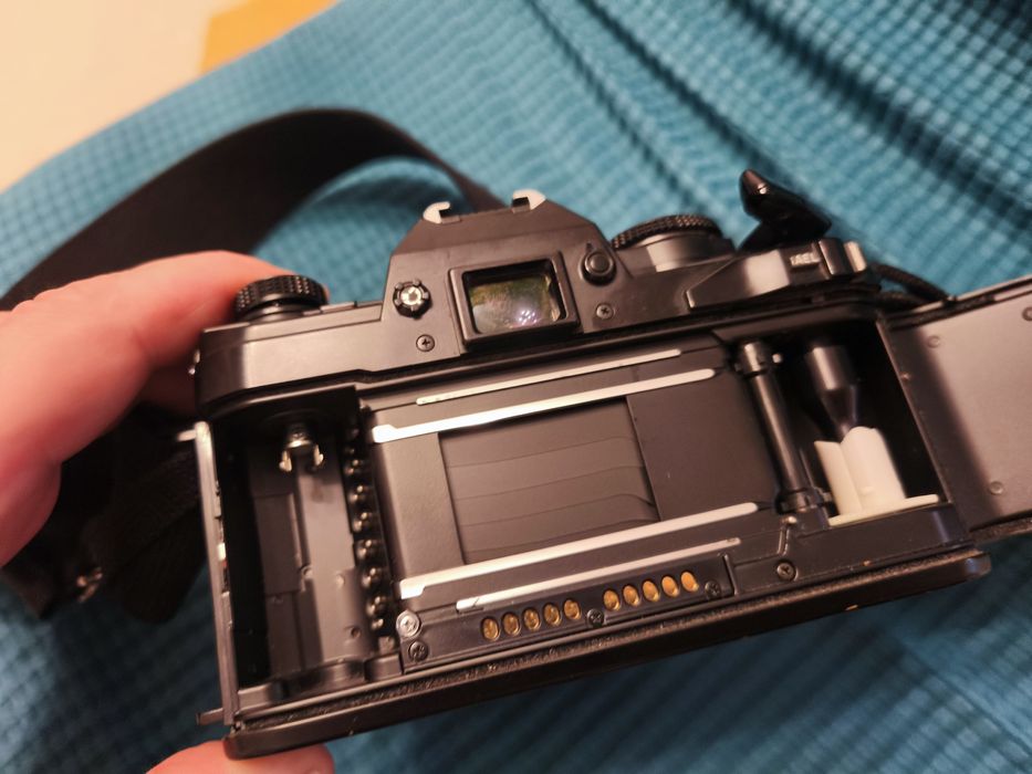 Slr Minolta 9000 AF + obiectiv Minolta 35–70mm f/4 + curea originală