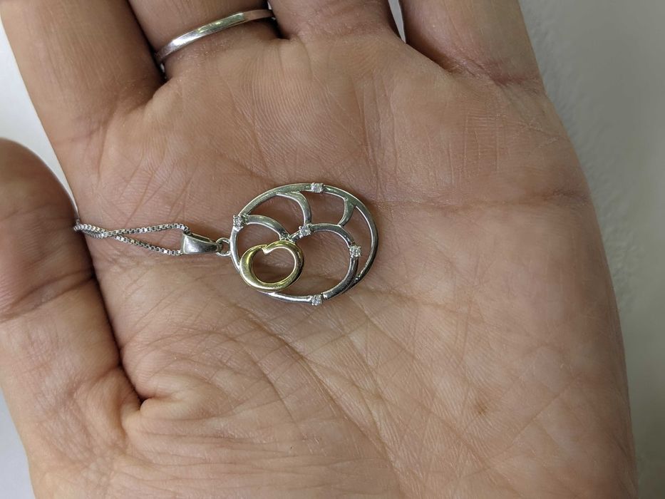 Бриллиантовый кулон в виде скорпиона