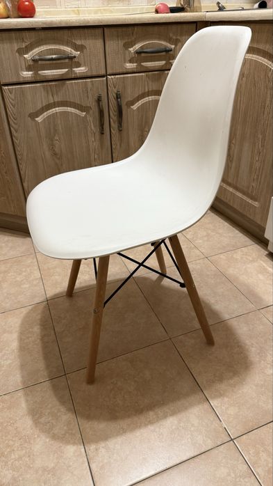 Продам стул новый