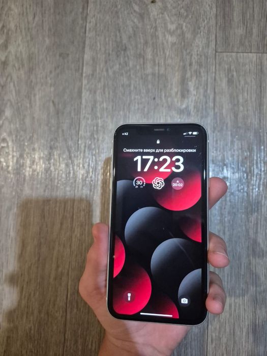 Продам Iphone 11