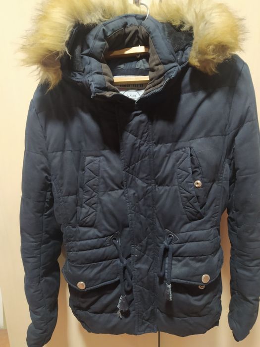 Куртка теплая продам