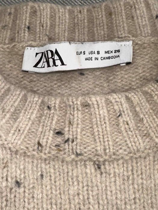 Zara жесток пуловер вълна и кашмир, S размер
