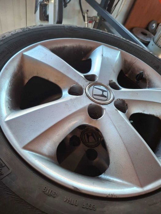 днати с гуми 16 (205/60/16) HONDA, TOYOTA