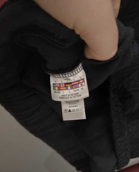 184 Vesta dama crosetata cu gluga blandita Spyder