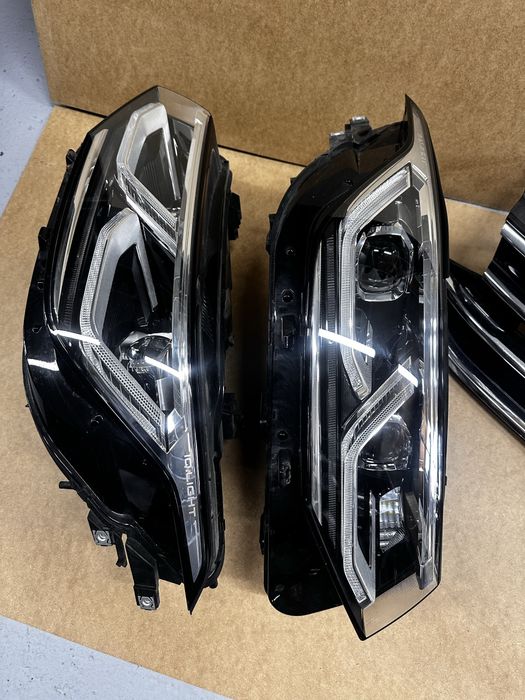 Faruri full led,grilă radiator.emblemă distronic.vw tiguan 2 facelift.