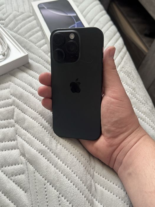 Iphone 16 pro на гарантии до июля