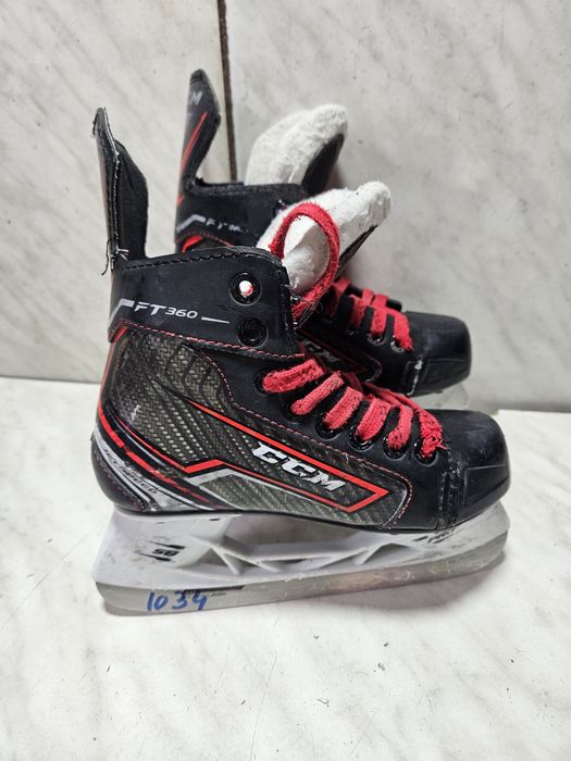 Patine 1034 hochei hockey CCM FT 360 marime 32  ( 20,5 cm)