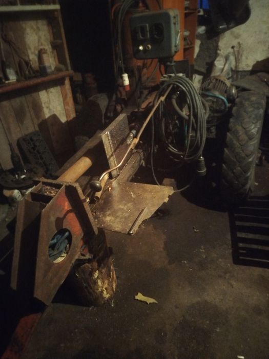 Продам Электро дровокол