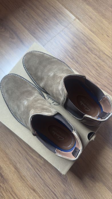 Челси Clarks коричневые