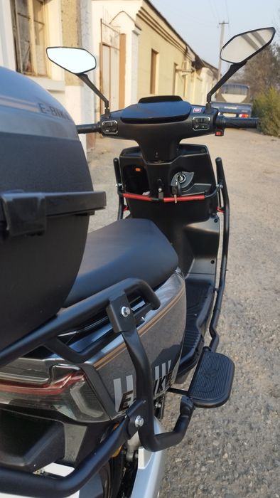 E-BIKE скутер сотилади