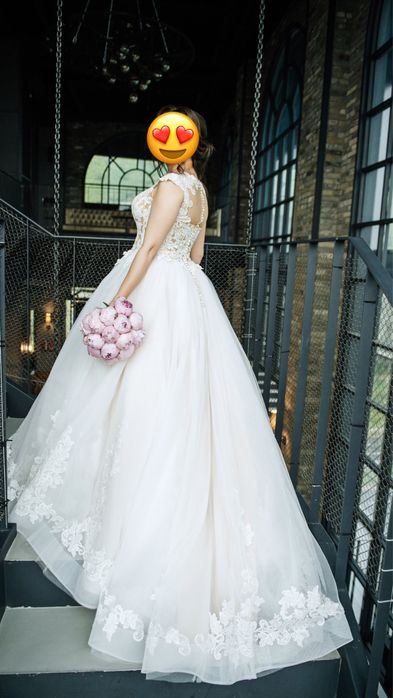 Продам свадебное платье