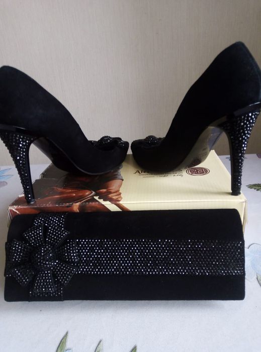 Замшевые туфли + сумочка