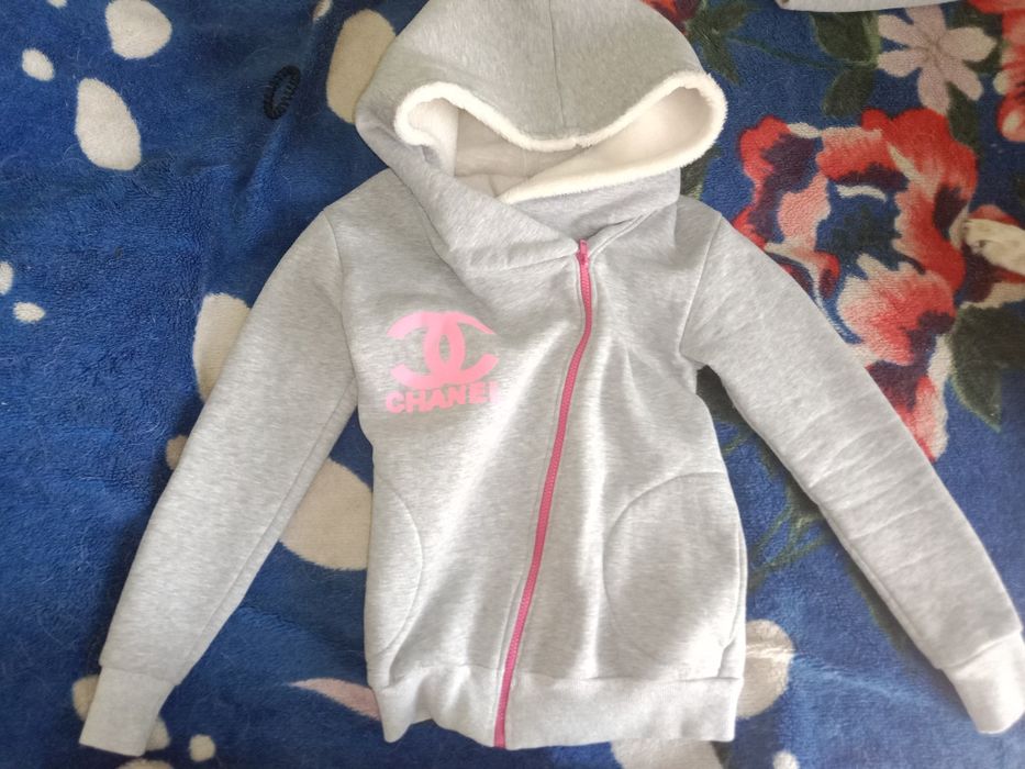 1500тг костюм на девочку