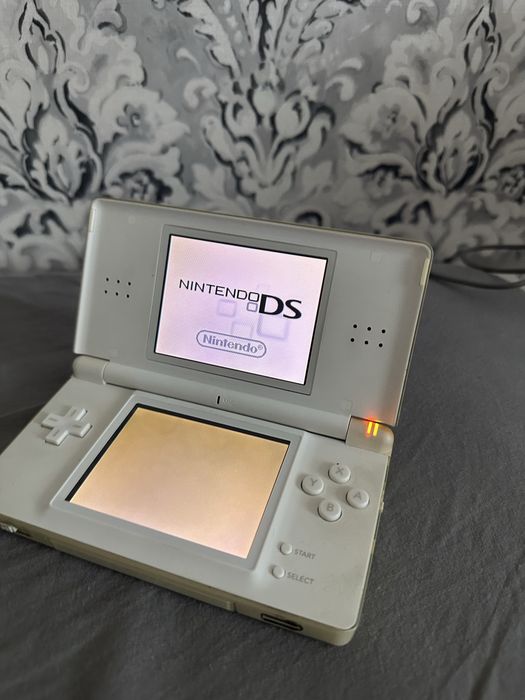 Joc Nintendo DS Lite