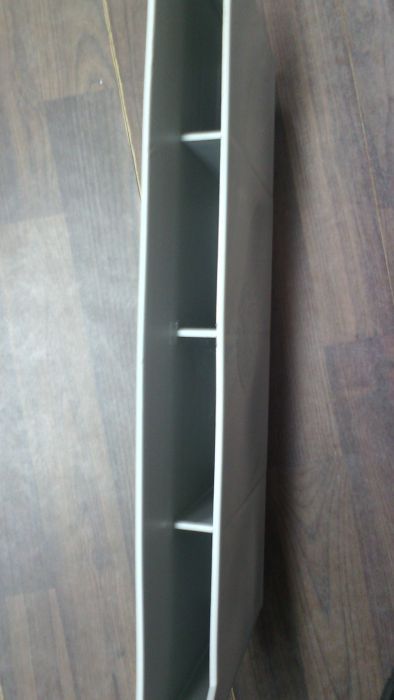 Вътрешна хранилка 2 л за кошери- пчеларски инвентар