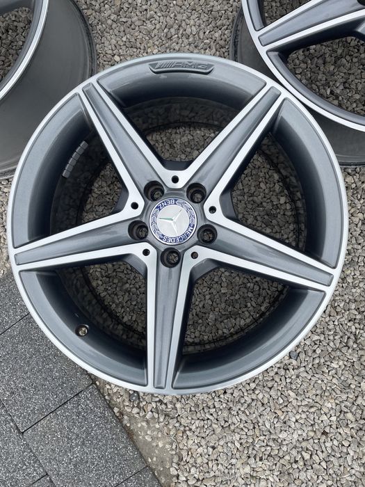 Оригинални джанти за мерцедес амг w205 18 цола в перфектно състояние
