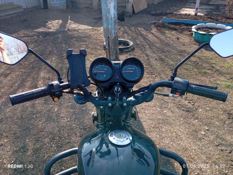 Продам YAQI 125 кубов  торг