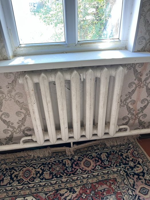 Продам чугунные радиаторы