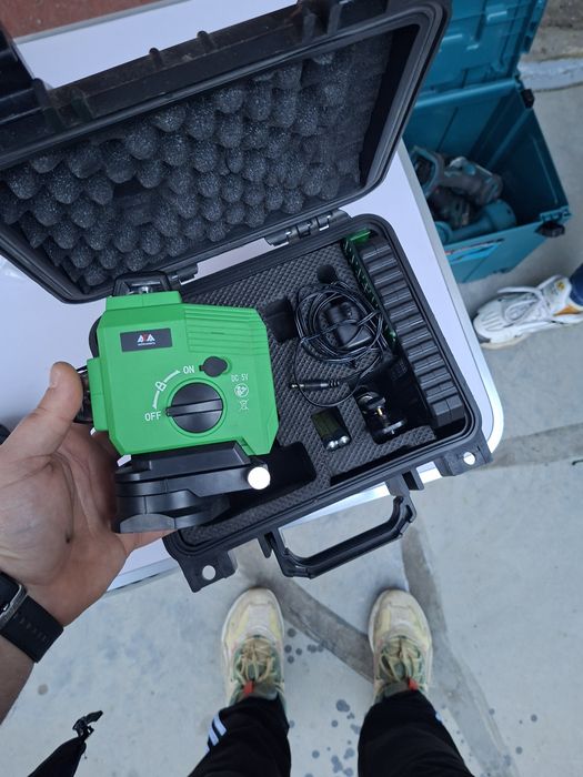 Лазерен нивелир ADA TOPLINER 3