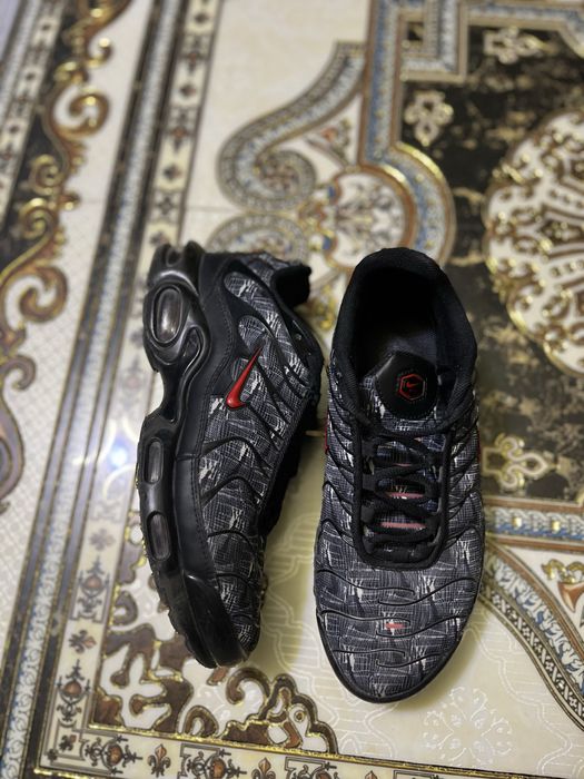 Nike tn б/у в хорошем состоянии продам срочно